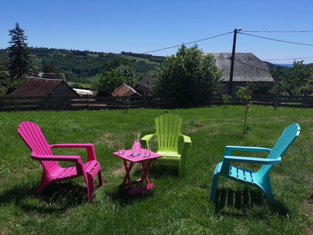La Cle Du Maumont Bed & Breakfast Sainte-Ferreole Exterior photo